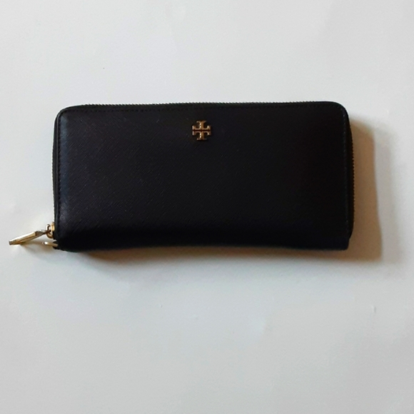 Tory Burch Handbags - Tory Burch Black Wallet Vintage Clutch Wallet With Gold Zipper